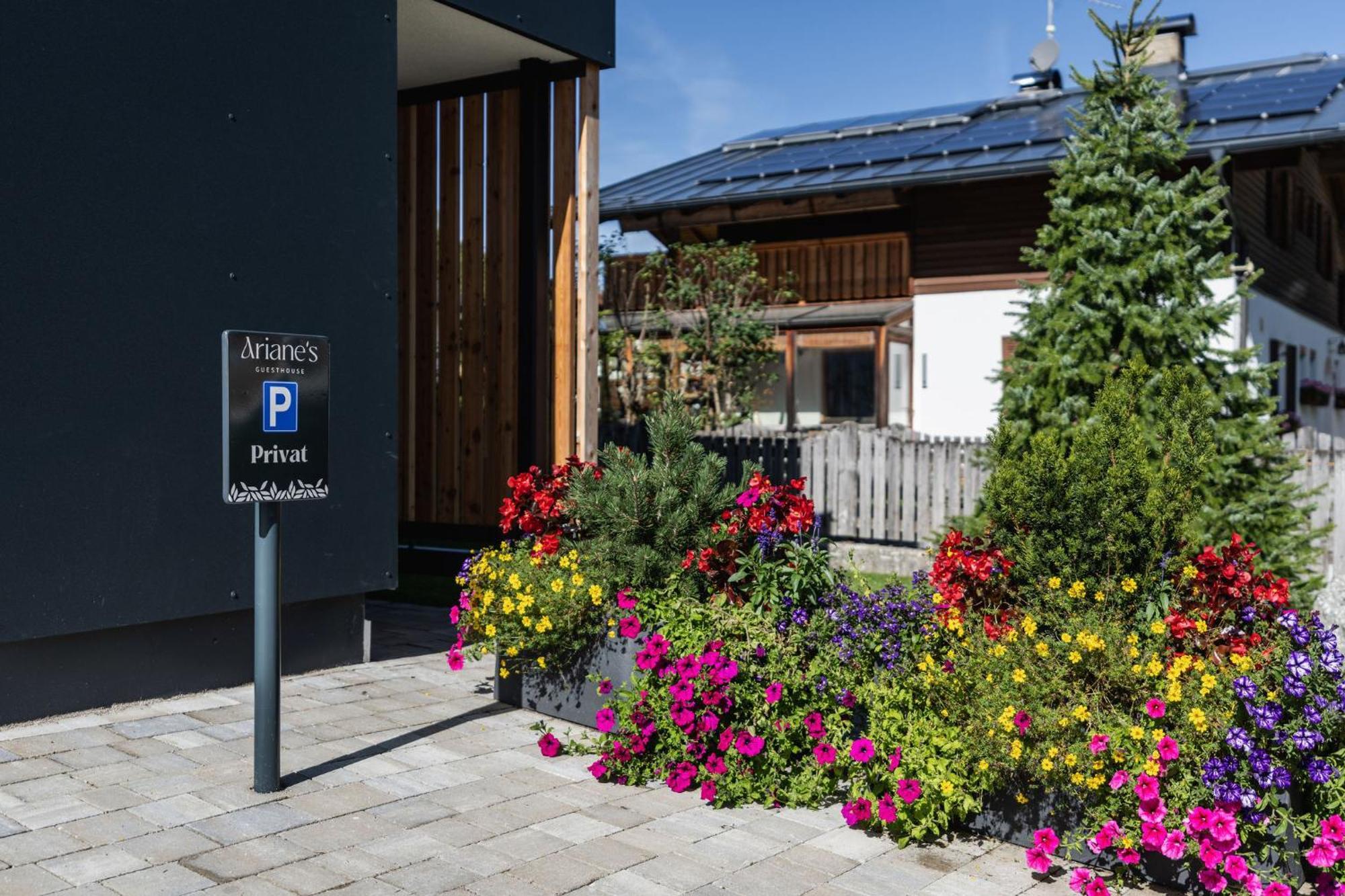 Ariane'S Guesthouse 세스토 외부 사진
